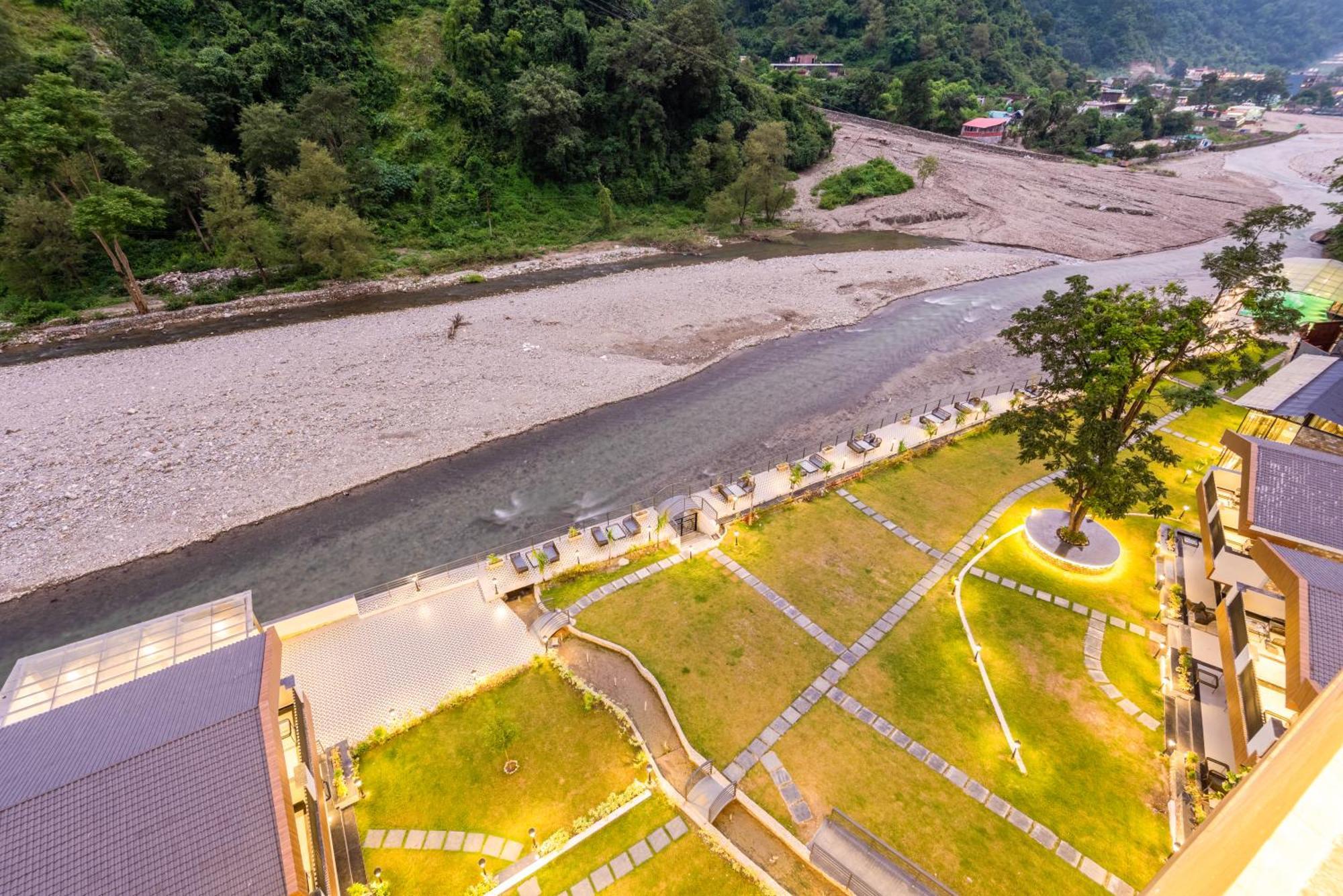 Dls Divine River Resort And Spa, Rišikéš Exteriér fotografie