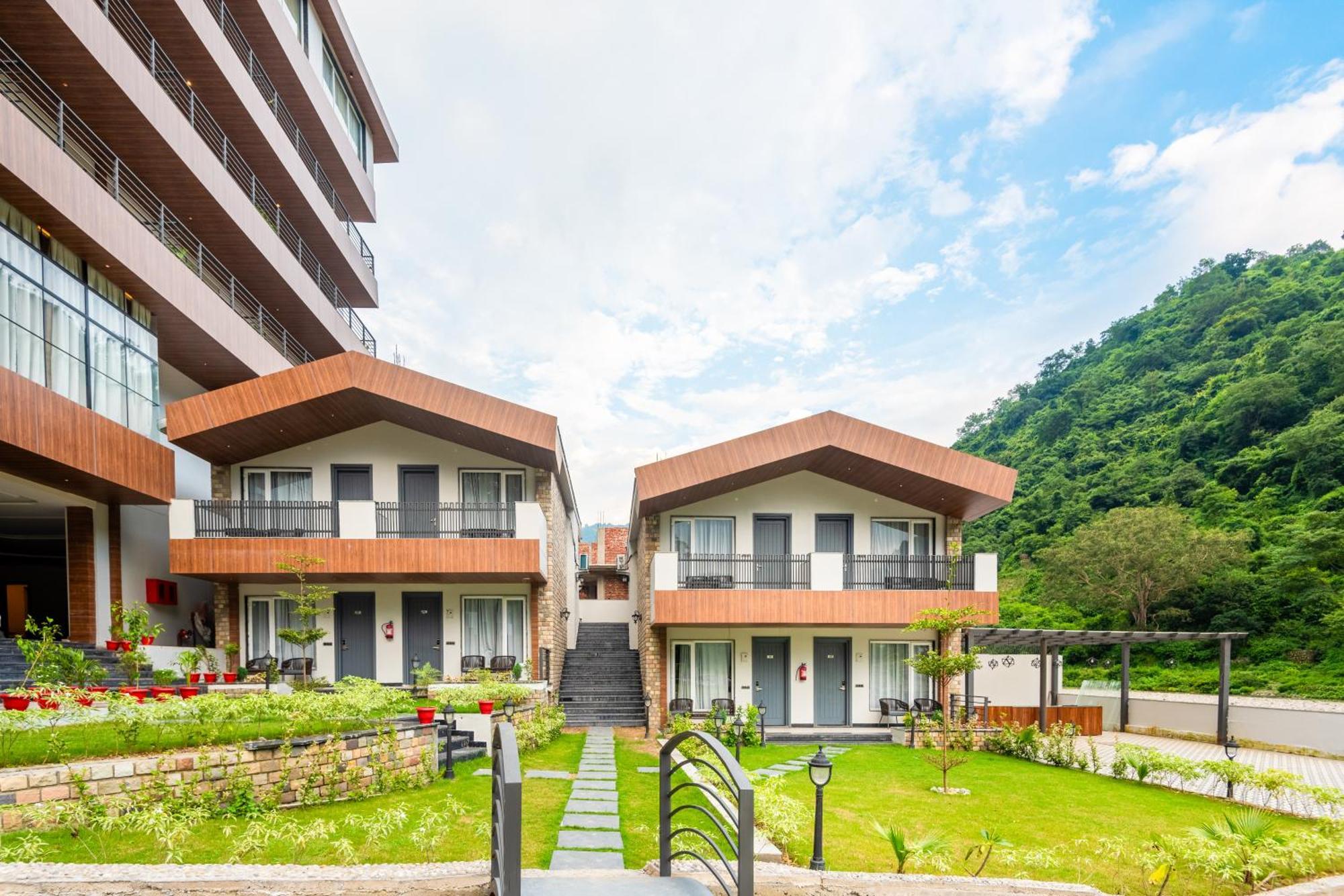 Dls Divine River Resort And Spa, Rišikéš Exteriér fotografie